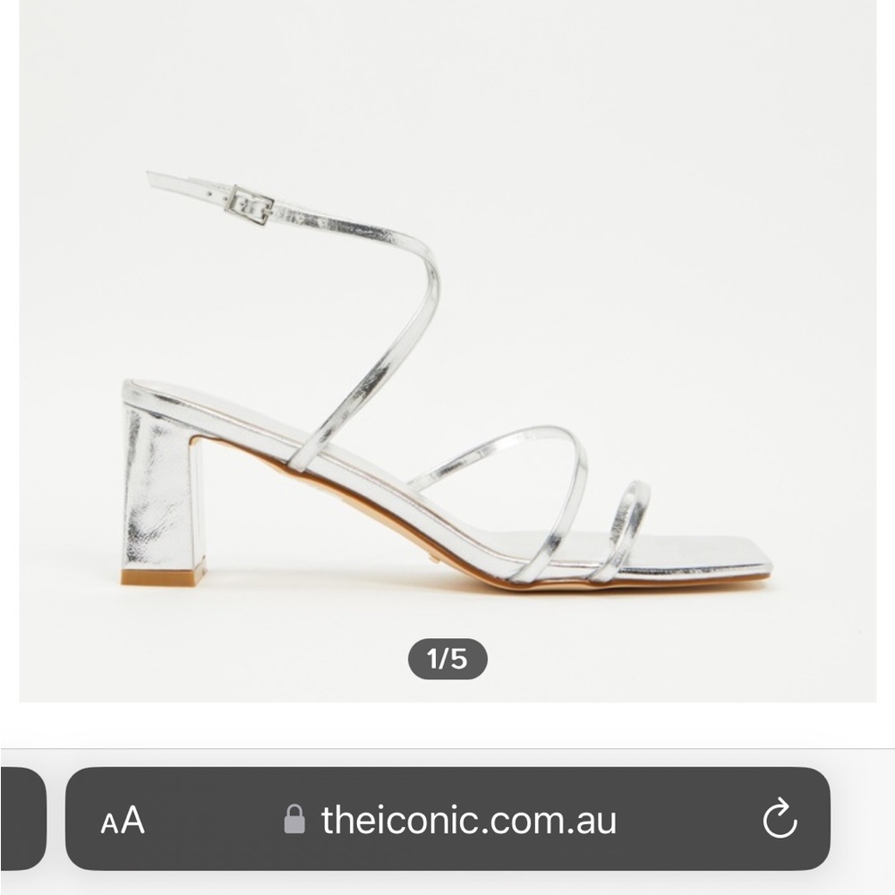 Silver metallic heel, size 10